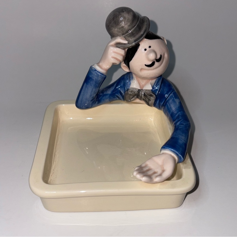 Vintage Ceramic Change Coin Holder Man in Top Hat by Quon Quon Japan 1981